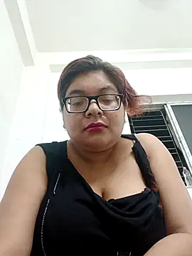 Snapshot of Elie_Hallway chatting on April 2026 07:17:02 PM Elie Hallway online show from April 2026 07:17:02 PM