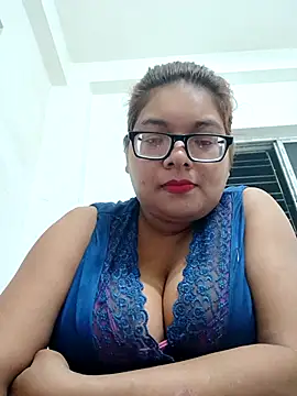 Elie Hallway online show from July 2026 05:34:01 PM
