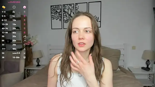 Snapshot of MalvinaTrafford chatting on April 2026 08:25:02 PM MalvinaTrafford online show from April 2026 08:25:02 PM