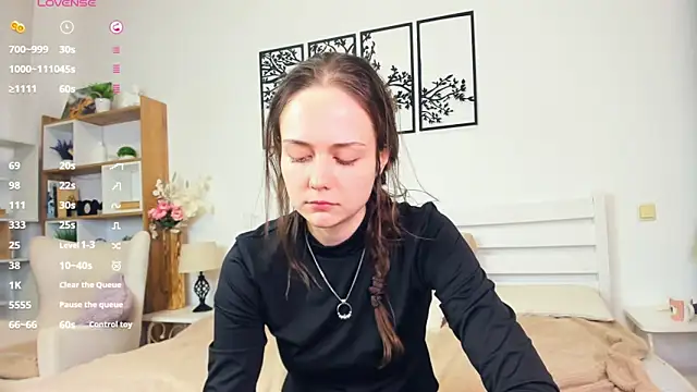 Snapshot of MalvinaTrafford chatting on April 2026 08:14:01 PM MalvinaTrafford online show from April 2026 08:14:01 PM