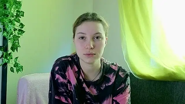 JadwigaTagliavia online show from April 2026 08:02:02 AM