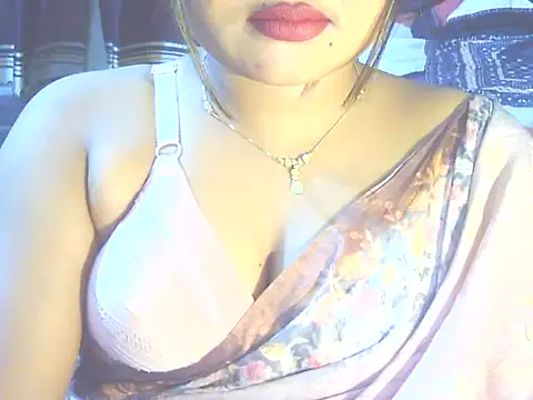 Nusrat Faria online show from March 2026 04:35:01 PM