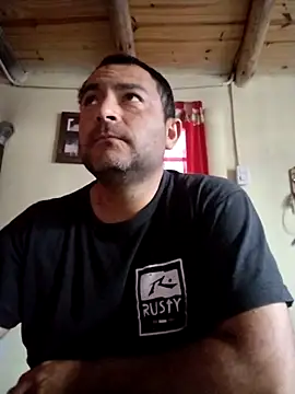 Snapshot of lio199010 chatting on April 2026 03:42:02 PM lio199010 online show from April 2026 03:42:02 PM