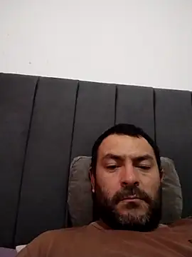 Snapshot of lio199010 chatting on April 2026 08:20:02 PM lio199010 online show from April 2026 08:20:02 PM