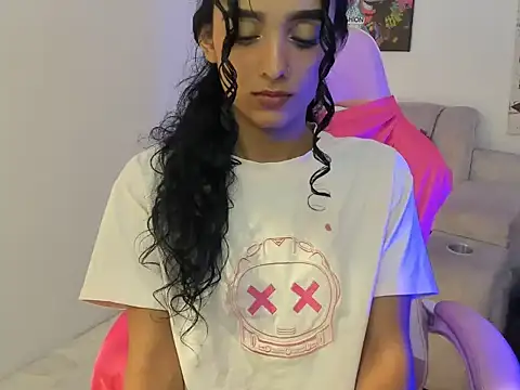 Nikita johnson online show from February 2026 02:34:01 PM