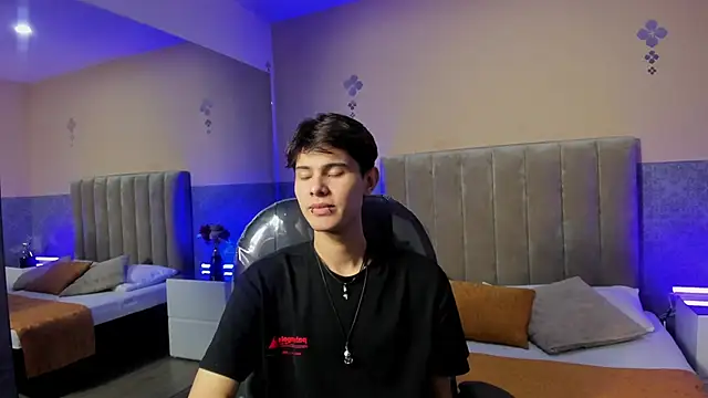 Derek Sinn online show from March 2026 04:57:02 PM