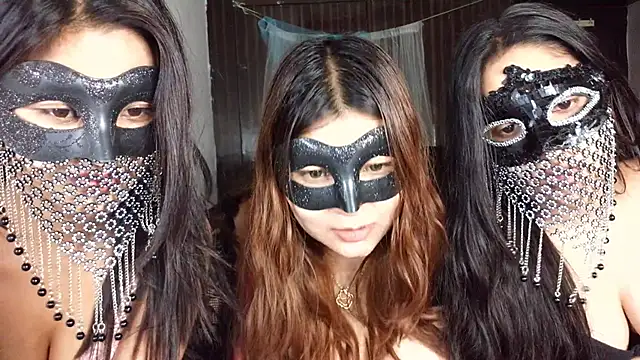 Snapshot of Alina_Teen chatting on April 2026 01:41:02 PM Alina Teen online show from April 2026 01:41:02 PM