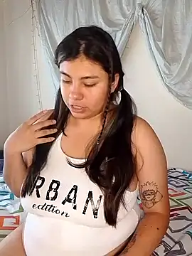 Snapshot of SakuraDoll7u7 chatting on March 2026 09:32:01 PM SakuraDoll7u7 online show from March 2026 09:32:01 PM