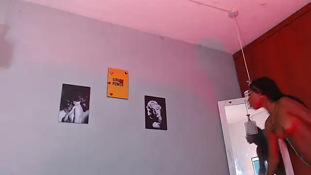 Snapshot of arianna_rossi11 chatting on March 2026 12:22:02 PM arianna rossi11 online show from March 2026 12:22:02 PM