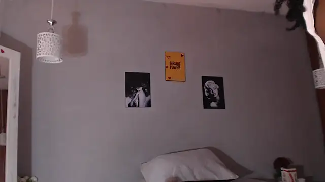 Snapshot of arianna_rossi11 chatting on April 2026 12:39:02 PM arianna rossi11 online show from April 2026 12:39:02 PM