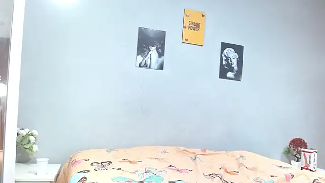 Snapshot of arianna_rossi11 chatting on April 2026 12:34:02 PM arianna rossi11 online show from April 2026 12:34:02 PM