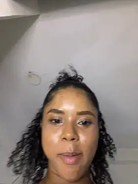 Snapshot of LIA_PARKERR chatting on March 2026 11:19:01 PM LIA PARKERR online show from March 2026 11:19:01 PM