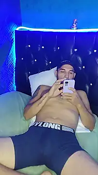 junior men22 online show from February 2026 12:43:02 PM