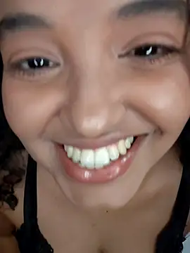 Snapshot of pandinhagamer chatting on March 2026 12:29:01 AM pandinhagamer online show from March 2026 12:29:01 AM