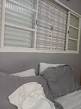 Snapshot of pandinhagamer chatting on March 2026 02:38:02 AM pandinhagamer online show from March 2026 02:38:02 AM