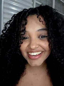 Snapshot of pandinhagamer chatting on April 2026 03:59:01 AM pandinhagamer online show from April 2026 03:59:01 AM