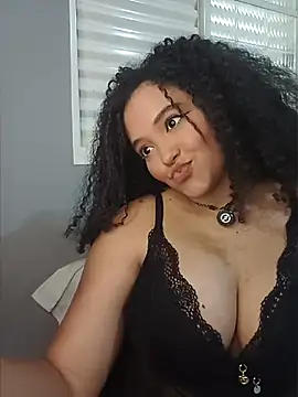 Snapshot of pandinhagamer chatting on April 2026 08:07:02 PM pandinhagamer online show from April 2026 08:07:02 PM