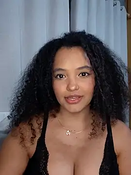 Snapshot of pandinhagamer chatting on April 2026 01:27:02 AM pandinhagamer online show from April 2026 01:27:02 AM