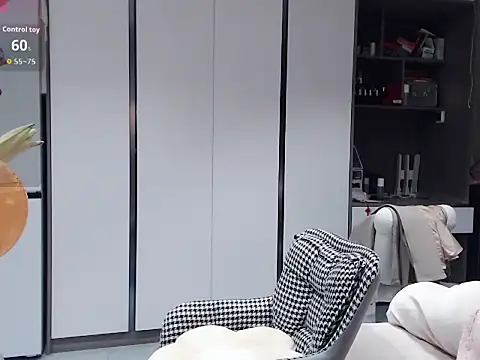 Tsuki-y online show from March 2026 12:22:01 PM