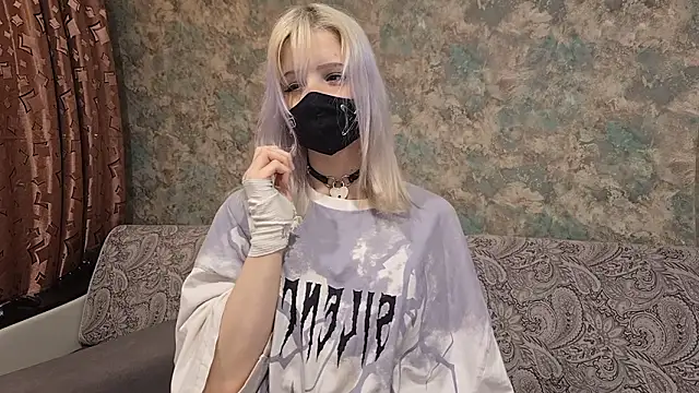 Yunakiss online show from February 2026 07:32:01 PM