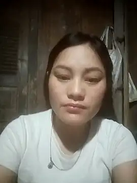 Momo-biki online show from April 2026 09:34:01 PM