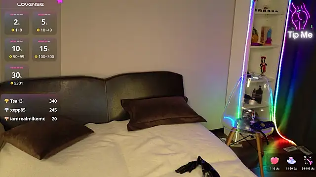 Snapshot of Eva_Sterling_ chatting on April 2026 01:27:01 AM Eva Sterling online show from April 2026 01:27:01 AM