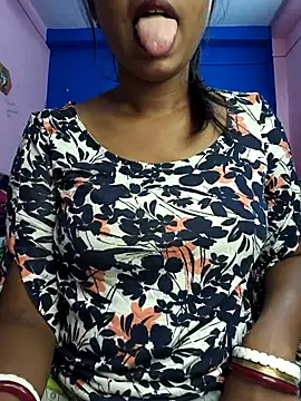 Snapshot of Mahira06 chatting on March 2026 04:00:01 PM Mahira06 online show from March 2026 04:00:01 PM