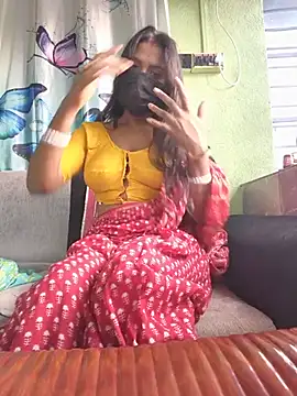 Snapshot of Mahira06 chatting on July 2026 04:20:01 AM Mahira06 online show from July 2026 04:20:01 AM