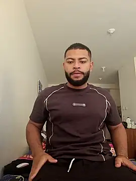 KLEYTON33 online show from February 2026 03:35:01 PM