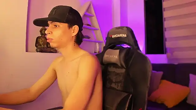 Snapshot of juan_posada chatting on February 2026 02:48:01 AM juan posada online show from February 2026 02:48:01 AM