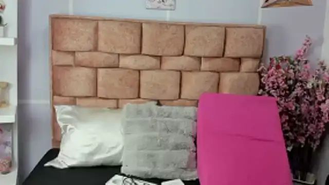 Snapshot of amy_noa chatting on February 2026 12:50:02 AM amy noa online show from February 2026 12:50:02 AM