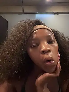 Snapshot of Bootylexy20 chatting on June 2026 05:14:01 PM Bootylexy20 online show from June 2026 05:14:01 PM