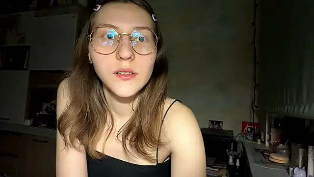 Miaaa Moon online show from March 2026 05:56:01 PM