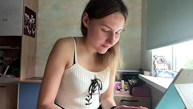 Snapshot of Miaaa_Moon chatting on July 2026 06:50:01 AM Miaaa Moon online show from July 2026 06:50:01 AM