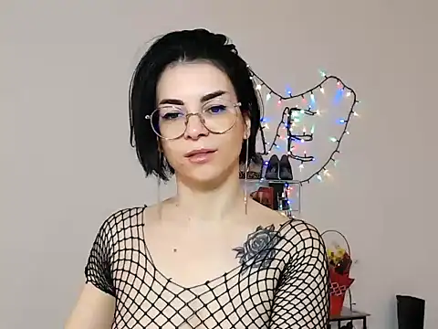 emacandy online show from March 2026 05:44:01 AM