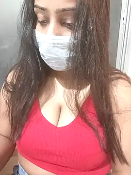 MidnightVibes  online show from March 2026 04:57:01 PM