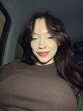 Snapshot of CityLynx chatting on February 2026 04:02:01 PM CityLynx online show from February 2026 04:02:01 PM