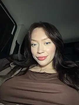 Snapshot of CityLynx chatting on February 2026 04:05:02 PM CityLynx online show from February 2026 04:05:02 PM