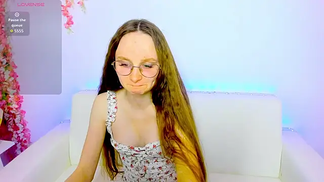 Snapshot of _EliDream chatting on April 2026 09:58:01 AM EliDream online show from April 2026 09:58:01 AM