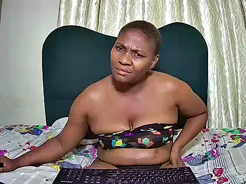 Exotic FreakyQueen online show from January 2026 07:11:01 PM