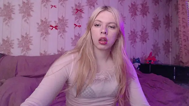 Cutie Bambi online show from February 2026 11:00:01 AM