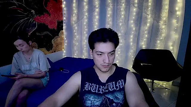 Snapshot of RoseSinsDonViktor chatting on April 2026 08:17:01 PM RoseSinsDonViktor online show from April 2026 08:17:01 PM