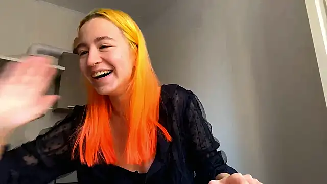 Snapshot of EmilyHein chatting on February 2026 11:09:02 AM EmilyHein online show from February 2026 11:09:02 AM