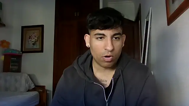 Snapshot of poliakovxx chatting on March 2026 03:15:02 PM poliakovxx online show from March 2026 03:15:02 PM