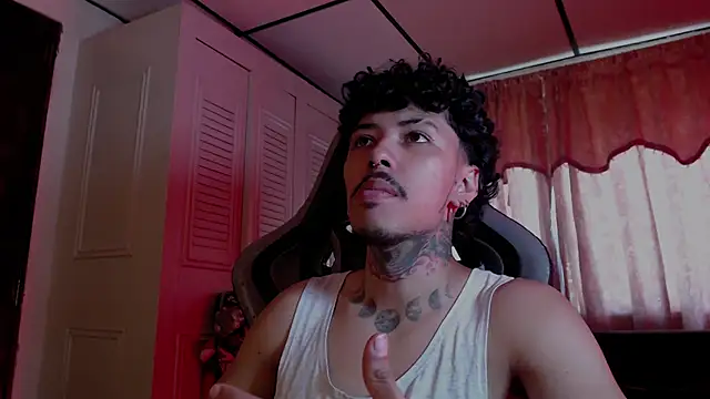 D3v1L88 online show from February 2026 05:16:02 PM