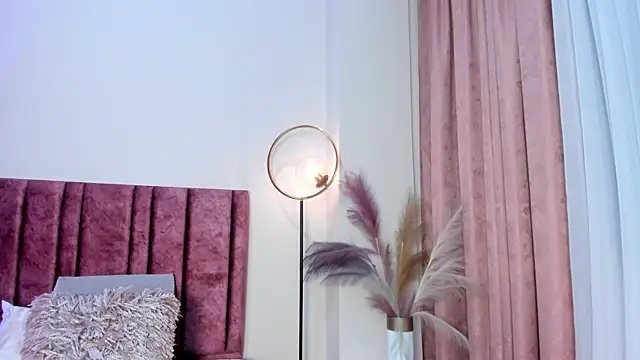 Snapshot of KeniaCarterr chatting on February 2026 02:08:02 AM KeniaCarterr online show from February 2026 02:08:02 AM