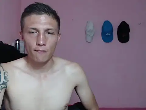 Snapshot of Cronos_Hot_8 chatting on February 2026 07:21:01 PM Cronos Hot 8 online show from February 2026 07:21:01 PM