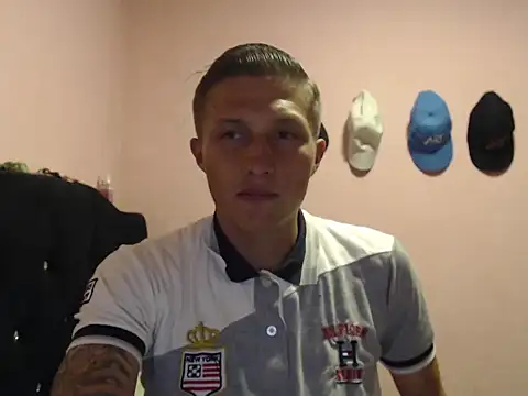 Snapshot of Cronos_Hot_8 chatting on February 2026 06:59:02 PM Cronos Hot 8 online show from February 2026 06:59:02 PM