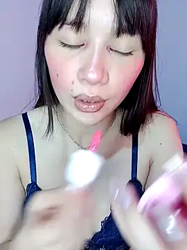 Snapshot of MikasaxX_ chatting on March 2026 08:45:01 PM MikasaxX online show from March 2026 08:45:01 PM