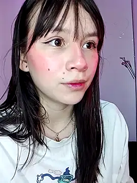 Snapshot of MikasaxX_ chatting on May 2026 09:55:01 PM MikasaxX online show from May 2026 09:55:01 PM